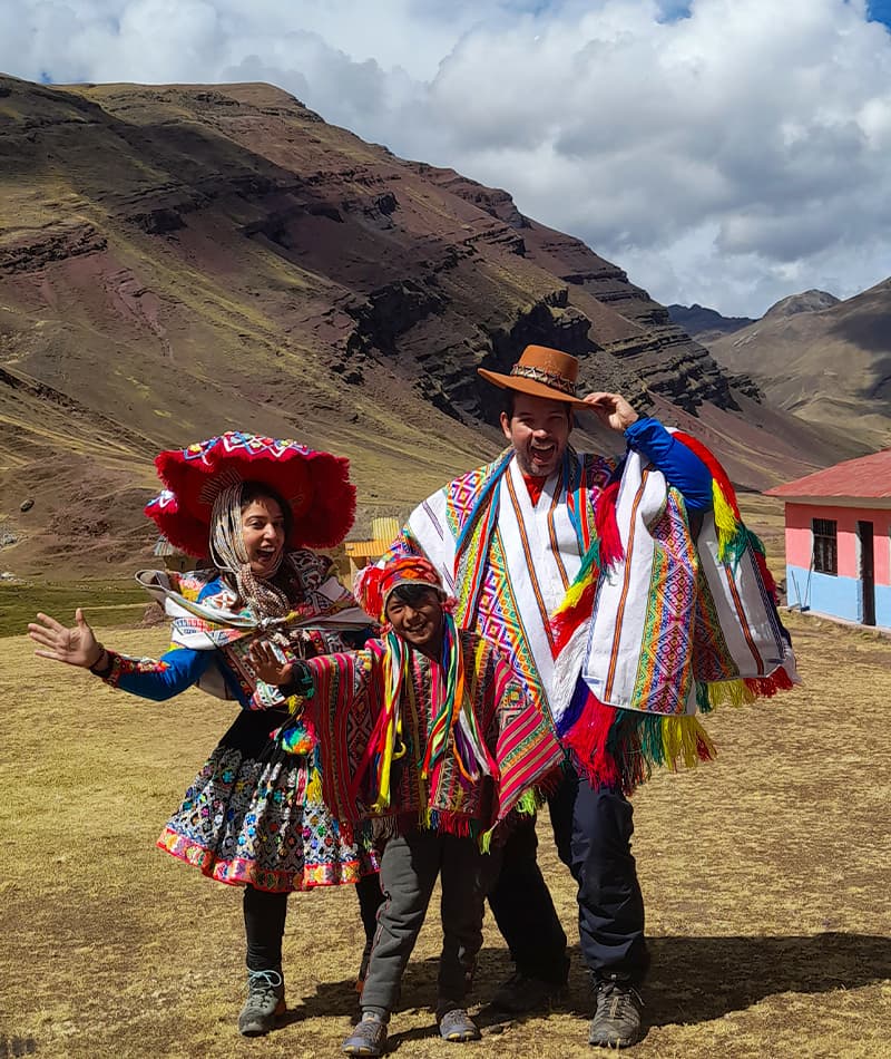 vestimenta local en lares